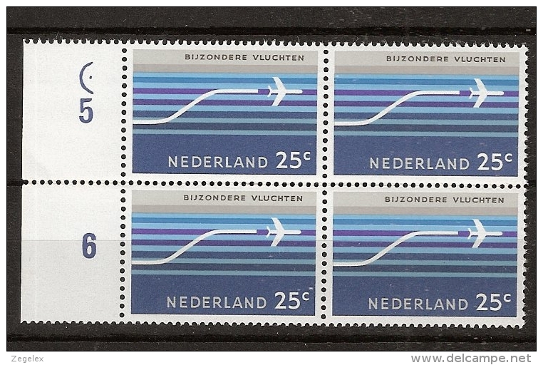 1966 Luchtpost Opstijgend Vliegtuig Blokje Van 4 Met Cilindercentreringspunt NVPH 15 Postfris/MNH/** - Variétés Et Curiosités