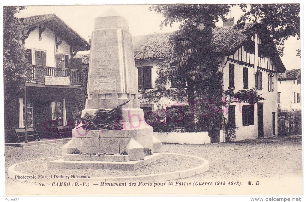 CAMBO LES BAINS  Monument Aux Morts Pour La Patrie - Cambo-les-Bains