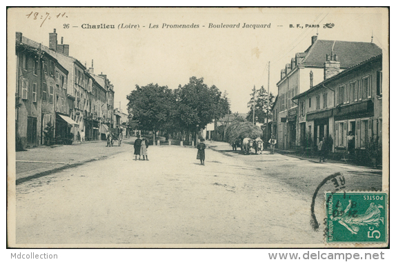 42 CHARLIEU / Les Promenades, Boulevard Jacquard / - Charlieu