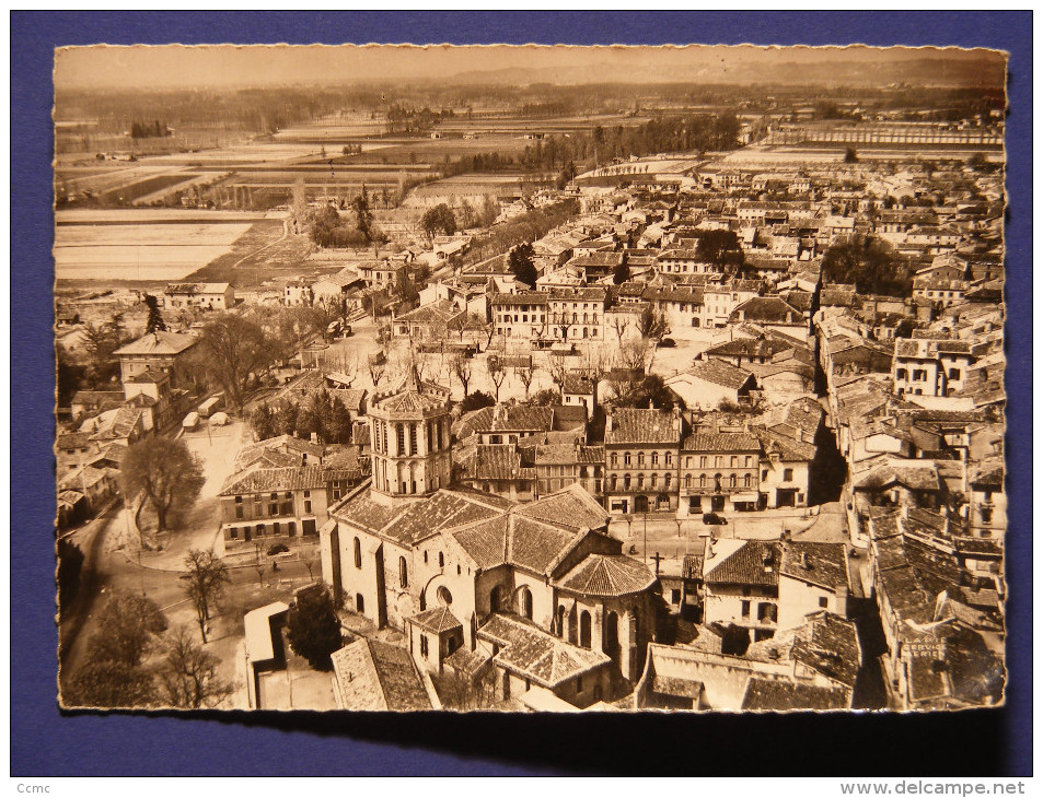 CPSM Castelsarrazin (82) - L'Eglise Et Vue Générale - Castelsarrasin