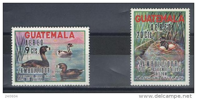 TIMBRES  GUATEMALA   N° 452/453 **  Poste  Aérienne - Guatemala