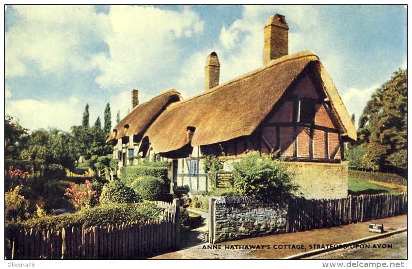 ANNE HATHAWAY´S COTTAGE - 2 Scans - Altri & Non Classificati