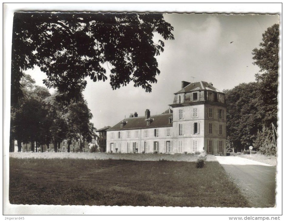 CPSM MAGNANVILLE (Yvelines) - Maison De Retraite De L'Association Leopold Bellan Chateau De Magnanville : Un Pavillon - Magnanville