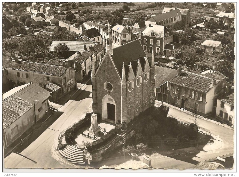 LEGE - La Capelle De Charette Et La Rue De La Gare - CPSM Grand Format - 2 Scannes - Legé