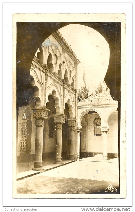 Cp, Algérie, Orléansville, Cour De La Mosquée, Voyagée 1949 - Chlef (Orléansville)