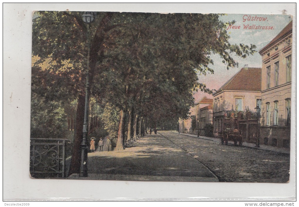 B82248 Gustrow Neue Wallstrasse Car  Germany Front Back Image - Guestrow