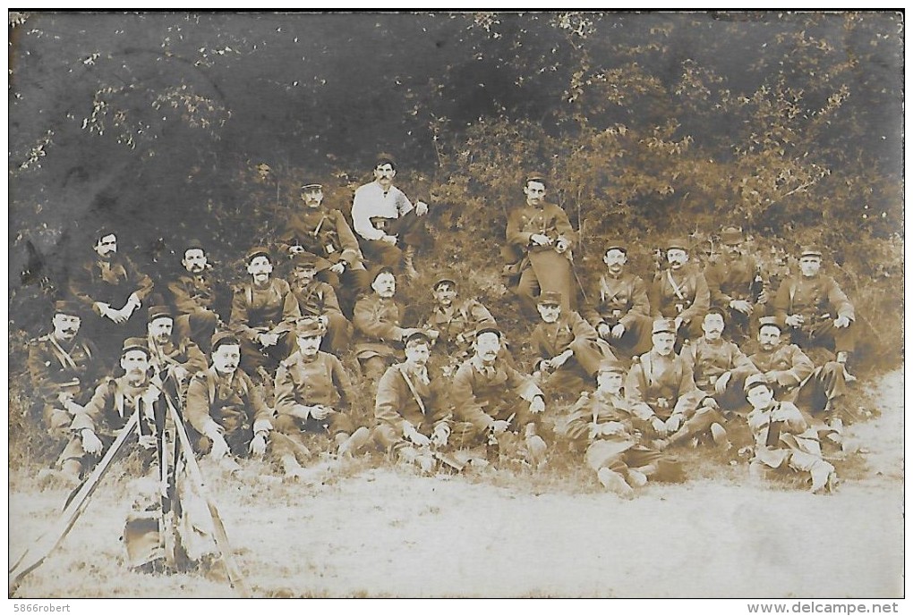 CARTE PHOTO POSTALE ORIGINALE ANCIENNE : MANOEUVRE D'UN GROUPE DE MILITAIRES EN POSE DE NANCY EN 1910 ; ANIMEE ; - Manovre