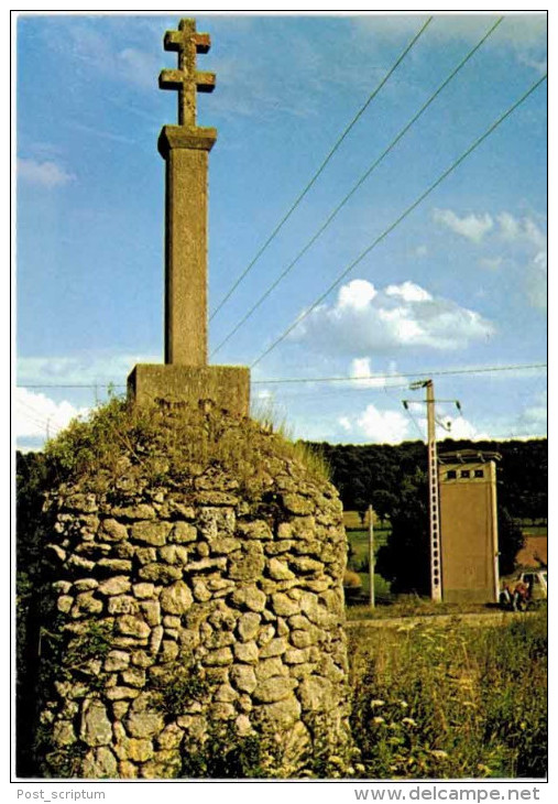 Foug Monument Mérovingien  "situé à La Savonnières" - Installation EDF - Foug