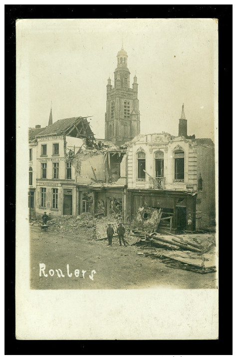 Roulers  Rousselare  Roeselare  : Carte Photo  Duitse Fotokaart  Bezetting  Duitse Militairen Oorlog 1914 - 1918 Guerre - Roeselare