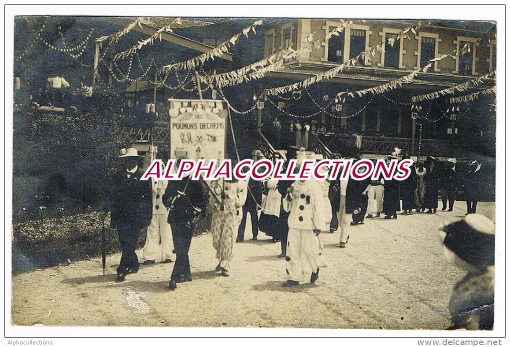 01 - HAUTEVILLE : CAVALCADE. "POUMONS DECREPIS". CARTE PHOTO. - Hauteville-Lompnes