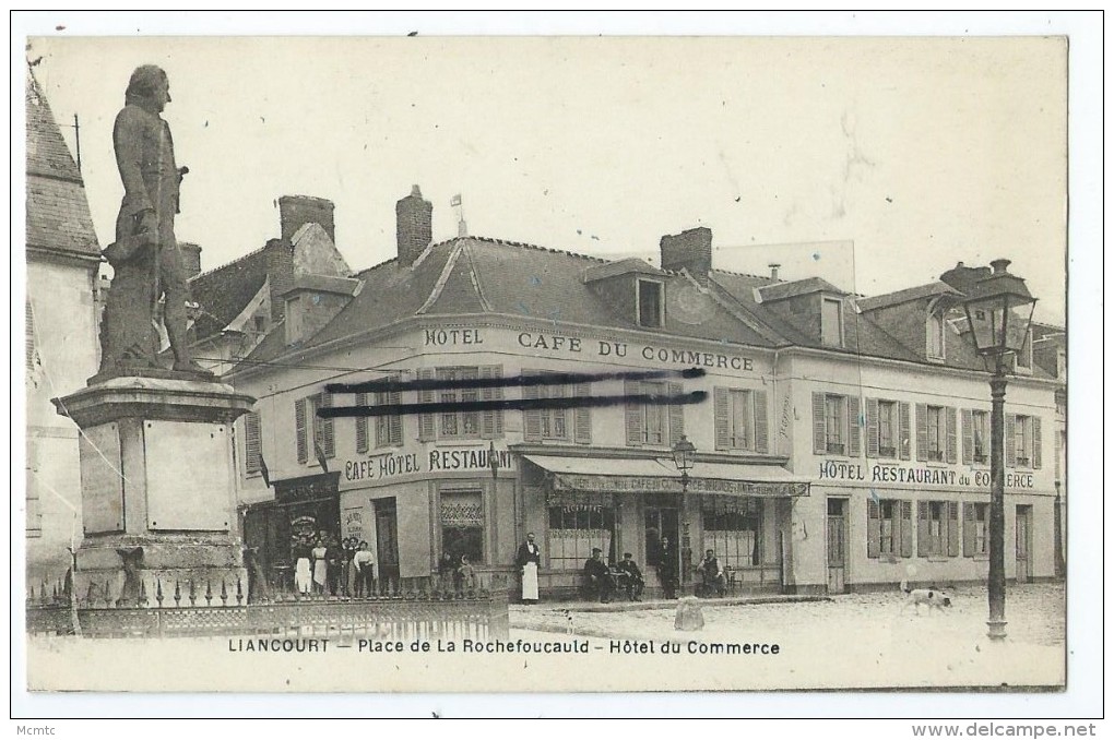 CPA - Liancourt - Place De La Rochefoucauld - Hôtel Du Commerce - Liancourt