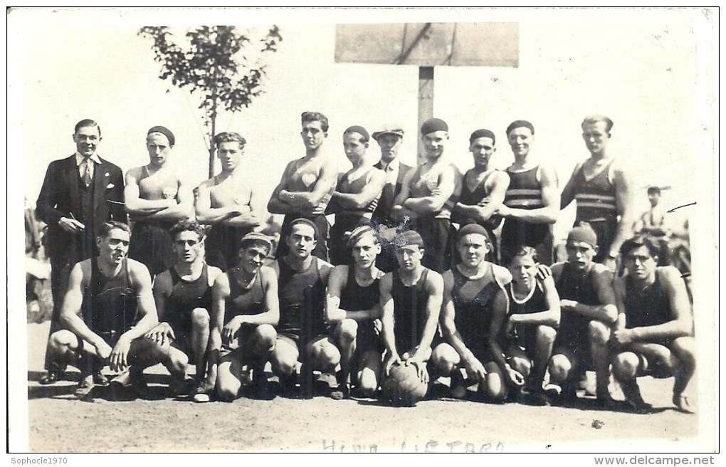 59 - NORD -SELECTION - HENIN LIETARD - Carte Photo -Basket-Ball- 1930-1935 - Match Au Stade - Henin-Beaumont