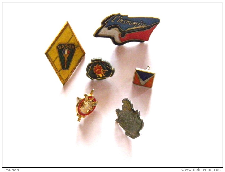 Pin's Sur Les Forces Armées Ou Autre. - Sets