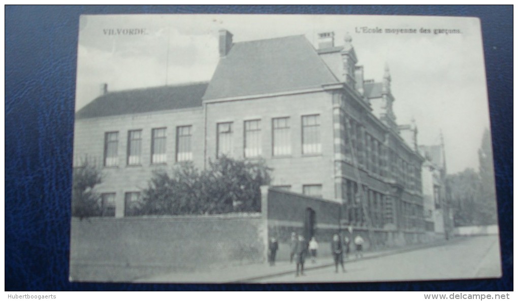 VILVOORDE : L'école Moyenne Des Garçons - Vilvoorde