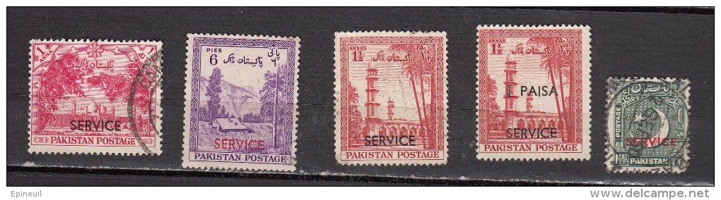 PAKISTAN °  YT N° LOT DE 5 TIMBRES - Pakistan