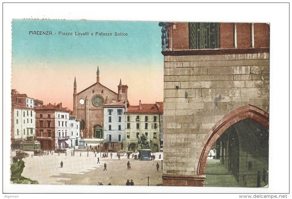 10174 -  Piacenza Piazza Cavalli E Palazzo Gotico - Piacenza