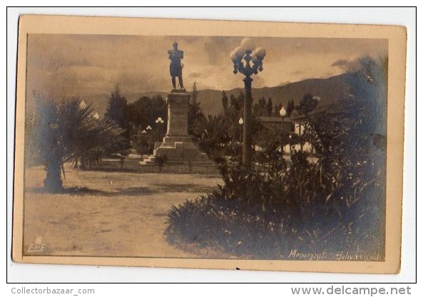 Tarjeta Postal De Bolivia Cochabamba Monument And Palm Tree Foto Real Photo Postcard Ca1920 W4-309 - Bolivia