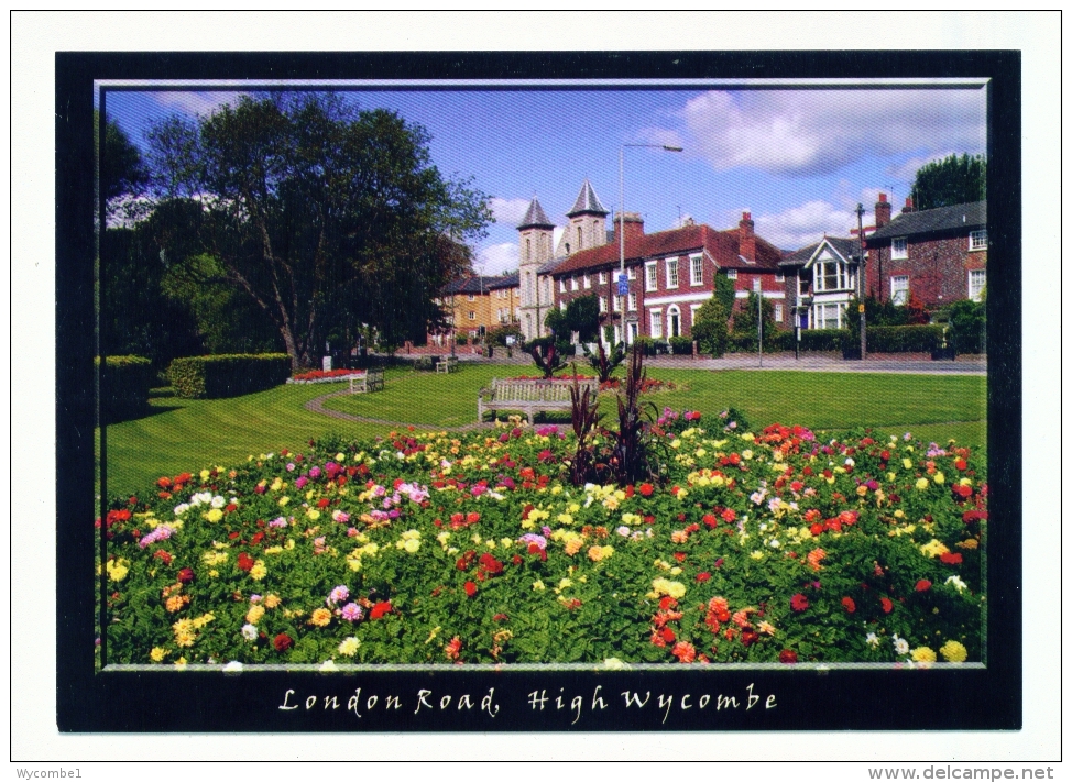 HIGH WYCOMBE  -  London Road  Unused Postcard As Scan - Buckinghamshire