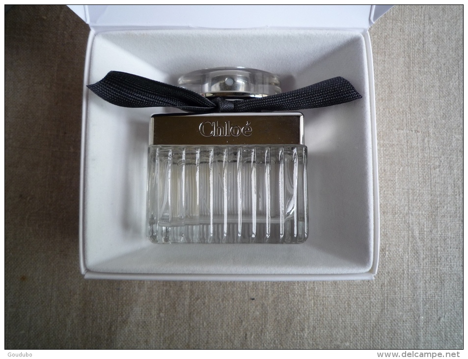 Chloé Eau De Parfum Intense, Flacon Vide Avec Sa Boîte 50ml. Voir Photos. - Flacons (vides)