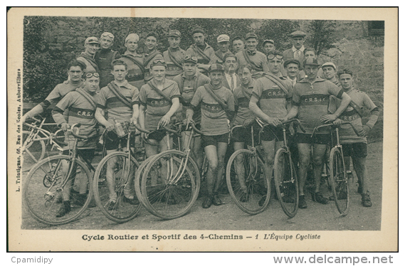 CYCLISME - Cycle Routier Et Sportif Des 4 Chemins - L'Equipe Cycliste ( BELLE SCENE De GROUPE!) Trintignac, Aubervillier - Cyclisme