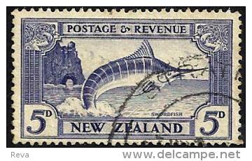 NEW ZEALAND PICTORIAL FISH 5 PENCE USEDNH 1935 SG563 READ DESCRIPTION !! - Used Stamps