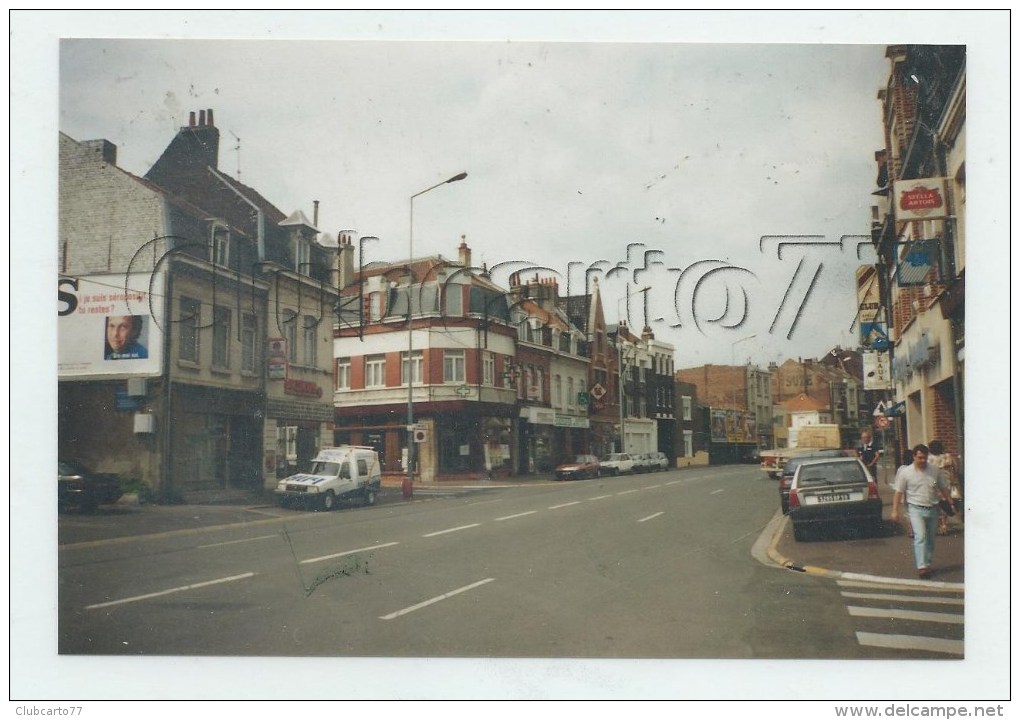 Lomme  (59) :La Perspective De La Rue  Du Magasin "Primus" Photo Projet CP GF  1991 (animé)  RARE. - Lomme