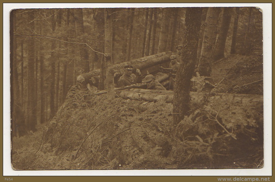 ° 54 ° MOUTIERS ° Soldats Allemands Dans La Fôret En 1915 ° (à Confirmer - Voir Correspondance) ° - Autres & Non Classés