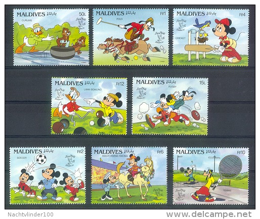 Myu596 WALT DISNEY DONALD GOOFY MICKEY SPORTS RUGBY FOOTBALL CRICHET HORSE RACE TENNIS CURLING EXPO MALDIVES 1990 PF/MNH - Disney