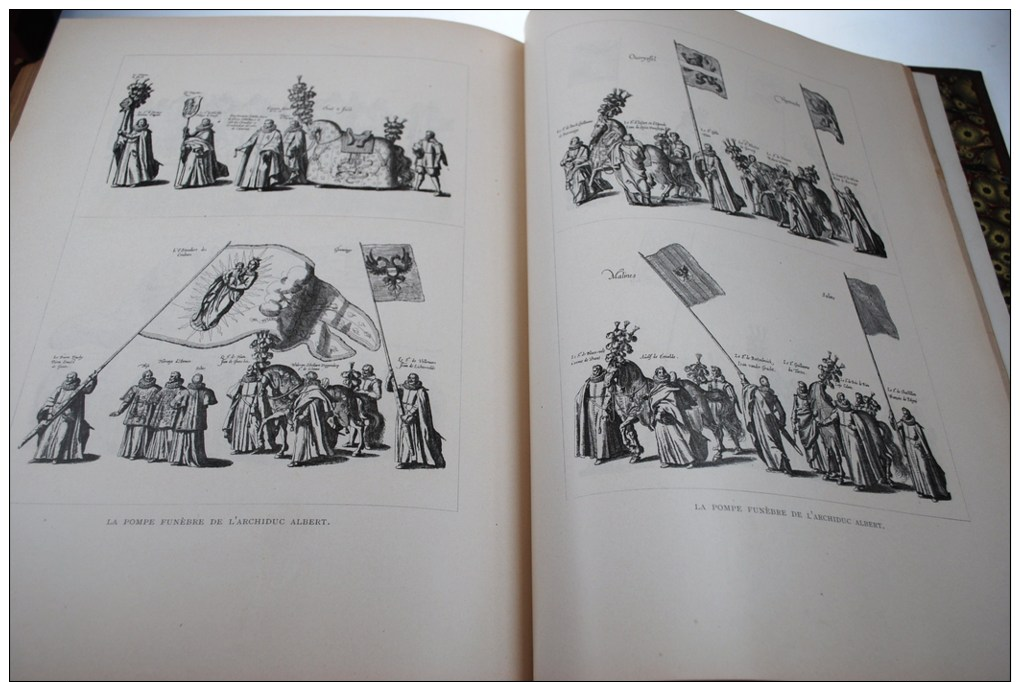 Louis Hymans BRUXELLES A TRAVERS LES AGES 2 volumes in-folio Bruylant Christophe et Cie éditeur fin 19è