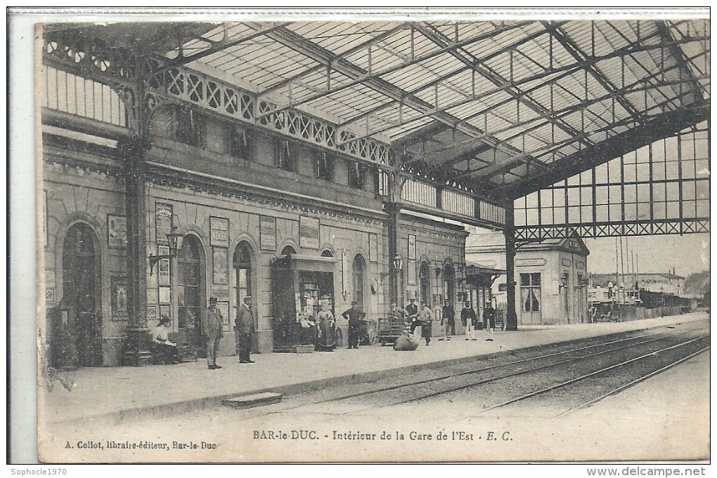 LORRAINE - 55 - MEUSE - BAR LE DUC - Intérieur De La Gare De L'Est - Gares - Sans Trains