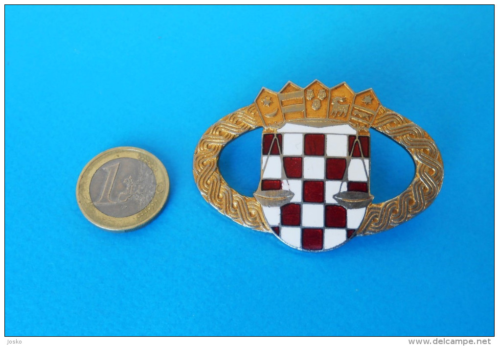 CROATIA PRISON POLICE - Large Official Enamel Cap Hat Badge * Police Polizei Polizia * Croatie Kroatien Croazia Croacia - Police & Gendarmerie