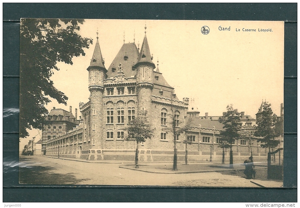 GAND: Le Caserne Leopold,  Gelopen Postkaart 1924  (GA14763) - Gent