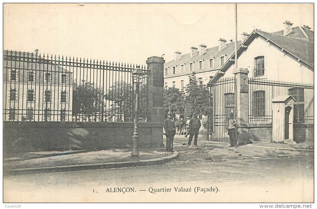 61 ALENCON - Quartier Valazé - Façade - Alencon