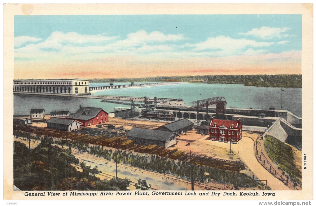 ETATS UNIS  IOWA  KEOKUK  GENERAL VIEW OF MISSISSIPPI RIVER POWER PLANT,GOVERNMENT LOCK AND DRY DOCK - Sioux City