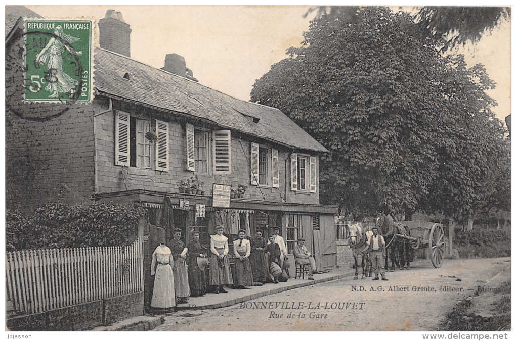 CALVADOS  14   BONNEVILLE LA LOUVET  RUE DE LA GARE  COMMERCE  ATTELAGE - Sonstige & Ohne Zuordnung