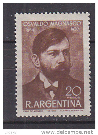 D0861 - ARGENTINA Yv N°817 ** - Ongebruikt