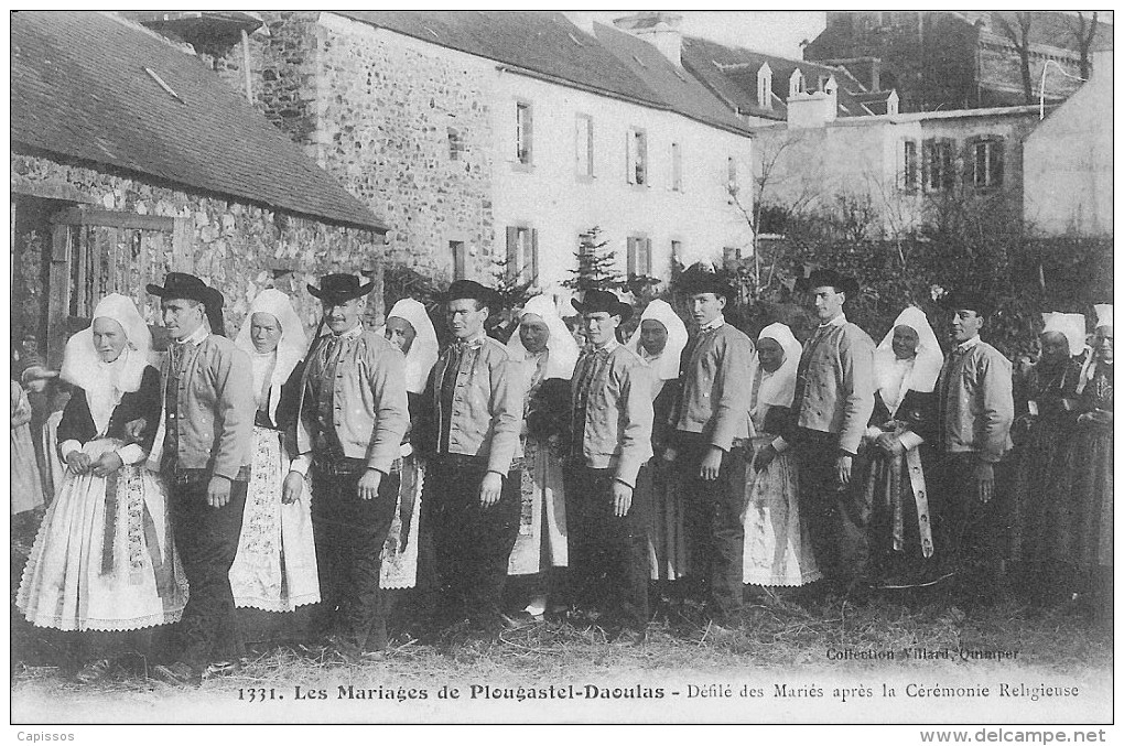 Les Mariages De Plougastel-Daoulas Défilé Des Mariés Après La Cérémonie Religieuse T.B.Etat - Daoulas