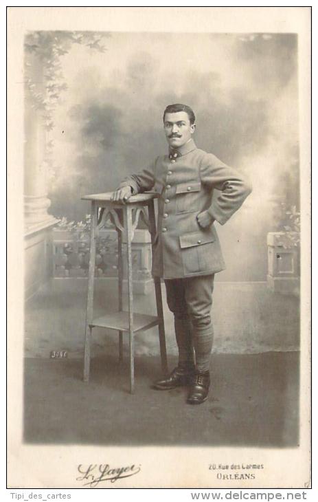 Militaria - Militaire Du 8eme, Carte Photo Jayet à Orléans - Personnages