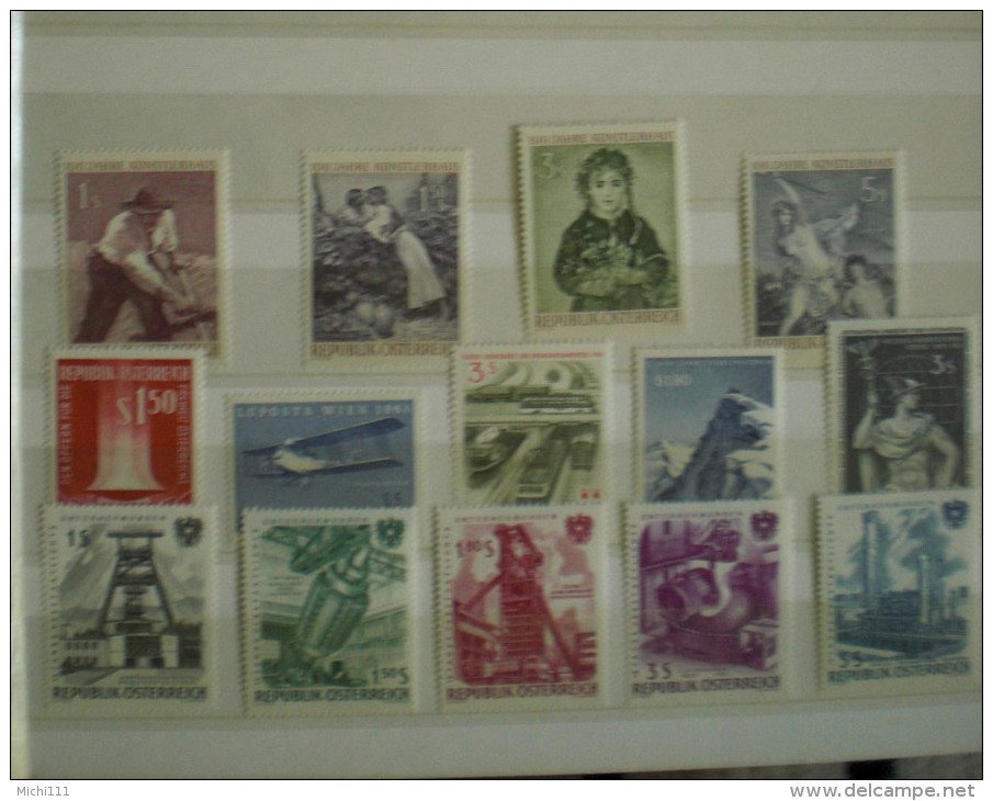 Österreich Große Postfrische ** MNH Sammlung Aus 1961 - Anfang 1977 Mit Blocks, 15 Bilder - Collections