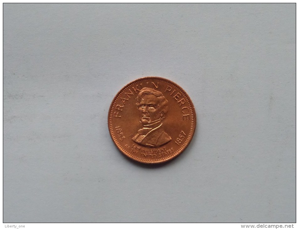 FRANKLIN PIERCE - Presidential Hall Of Fame ( 26 Mm./ 6.4 Gr. / 1968 Franklin Mint - For Grade, Please See Photo ) ! - Monedas Elongadas (elongated Coins)