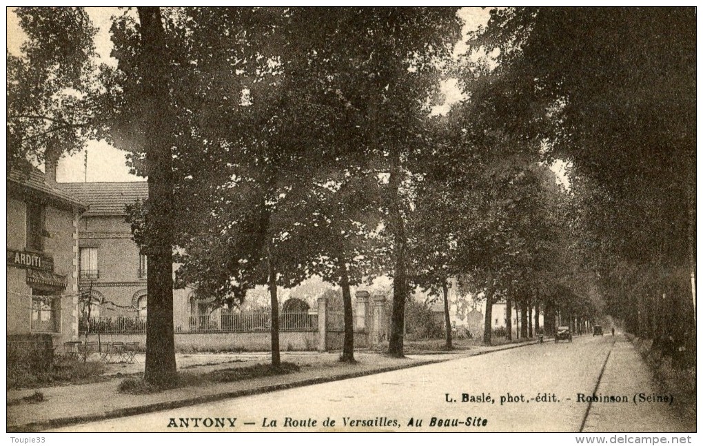 Antony La Route De Versailles Au Beau Site - Antony
