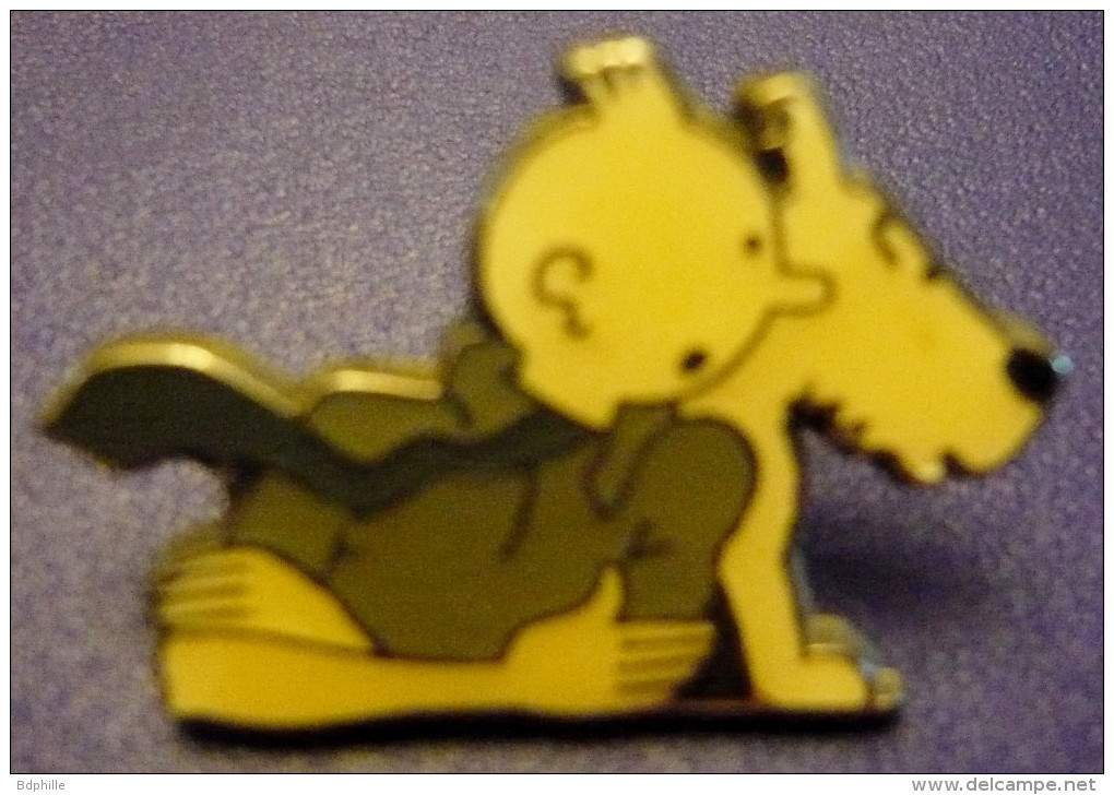 TINTIN Pin's (pin, Pins)   Corner Original Numéroté  N° 167  Tintin Cravate Et Milou - Pins