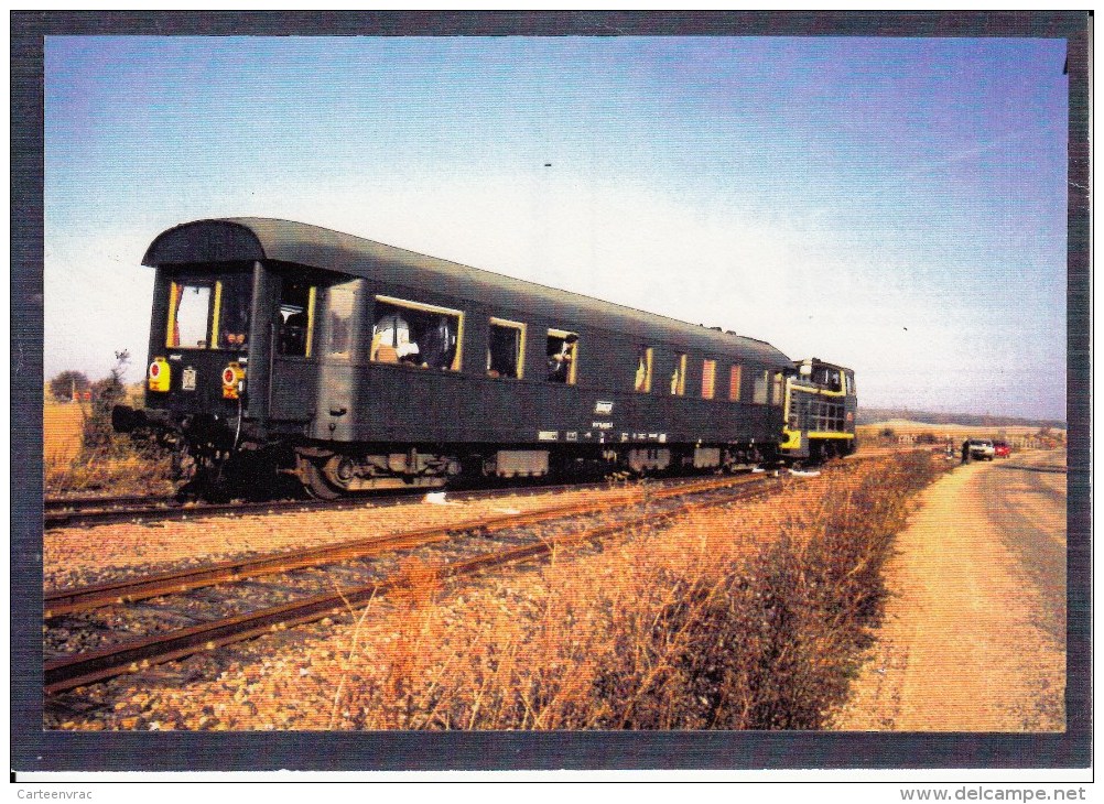 CF 307  Train Locomotive Gare :  Train D'inspection Des Armées Du Côté De Filay - Autres & Non Classés