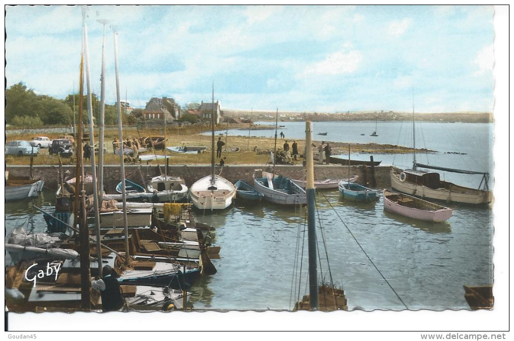 CARTERET (Manche) Le Petit Port Et Le Havre Vers Barneville - Carteret