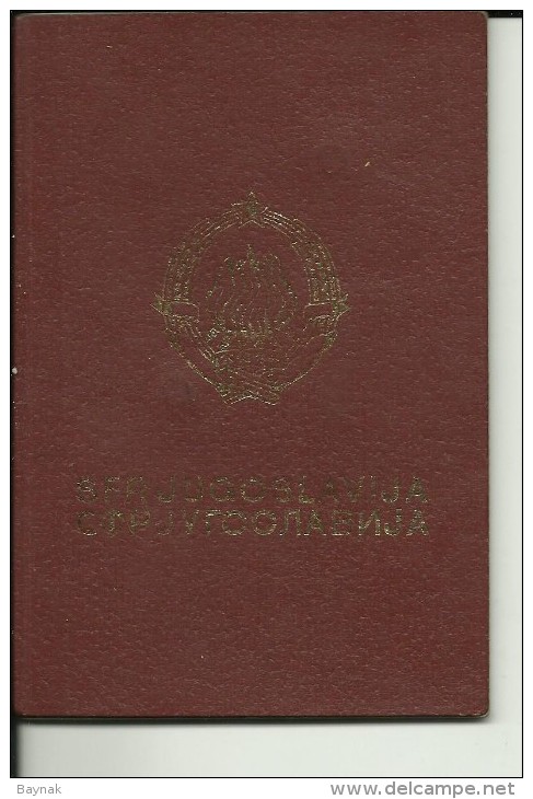 P71  --  SFR YUGOSLAVIA  ---  PASSPORT  --   LADY PHOTO  --   1986   --  VISA  FRANCE - Historische Dokumente