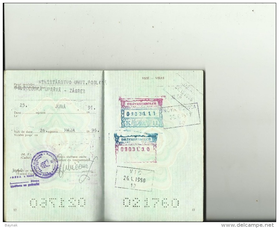 P71  --  SFR YUGOSLAVIA  ---  PASSPORT  --   LADY PHOTO  --   1986   --  VISA  FRANCE - Historische Dokumente