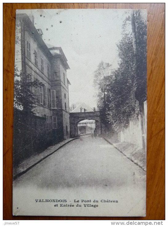 France, Valmondois, Le Pont Du Château Et Entrée Du Village - Valmondois