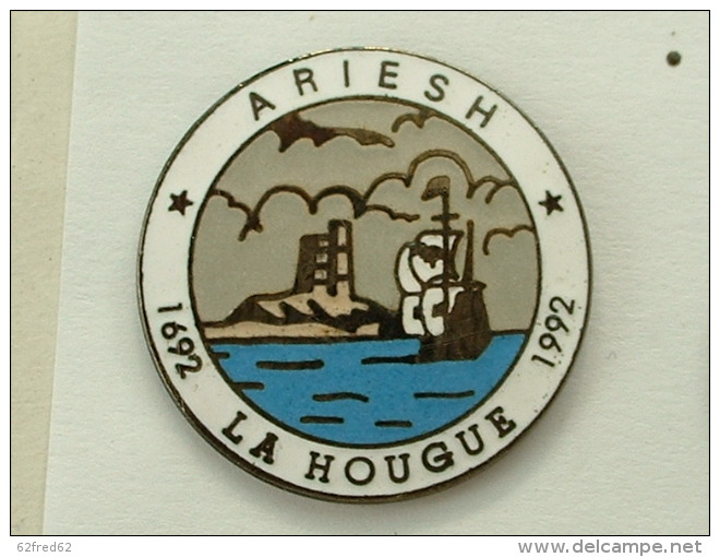 PIN'S  BATEAU VOILER CARAVELLE - ARIESH LA HOUGUE 1692 1992 - EMAIL - Boats