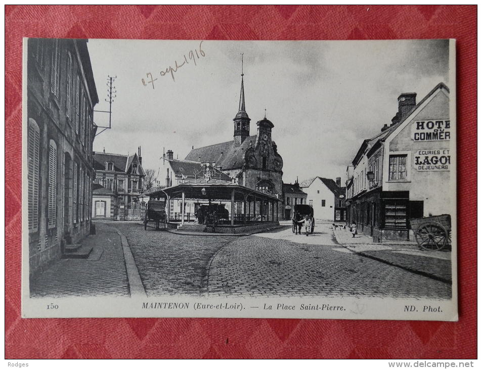 Dep 28 , Cpa MAINTENON , 150 , La Place Saint Pierre  (145) Recto/Verso - Maintenon