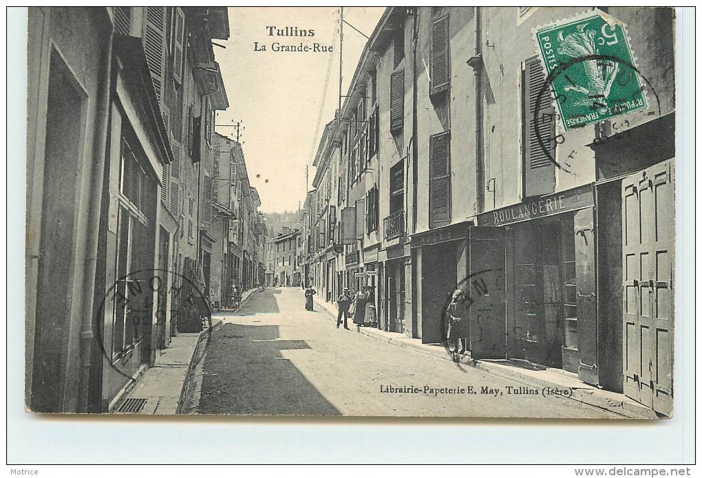 TULLINS  - La Grande Rue, Boulangerie. - Tullins